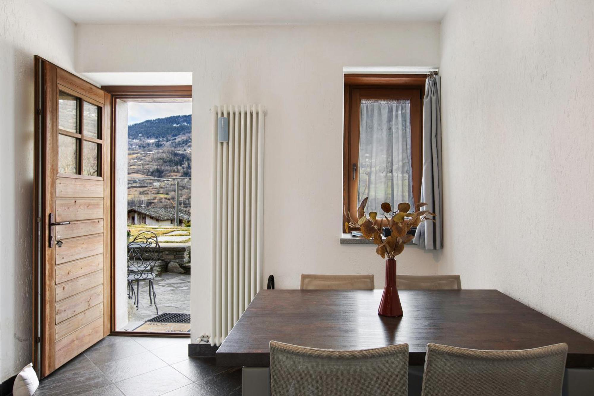 Mini House Valle D'Aosta Roisan Exterior foto